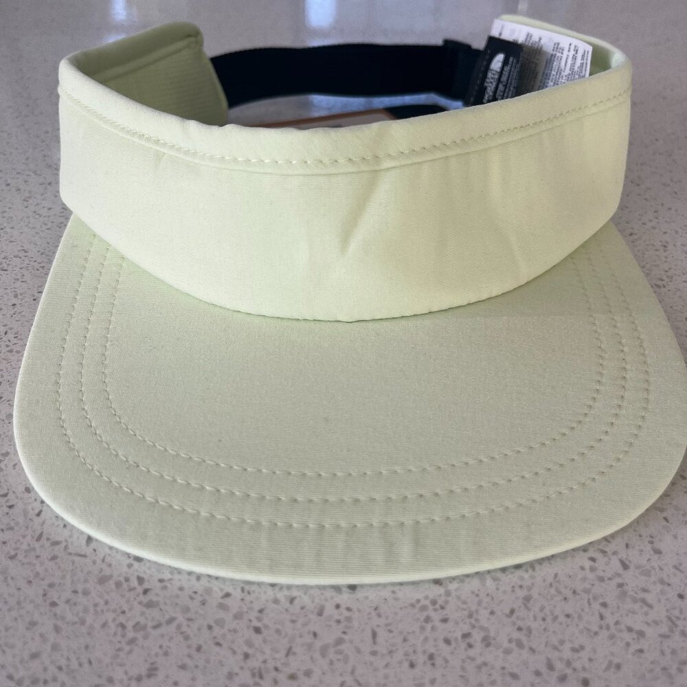 The North Face Women's Class V Visor, Lime Cream, NWT